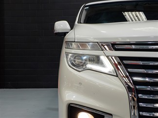 2014 Nissan Elgrand - Thumbnail