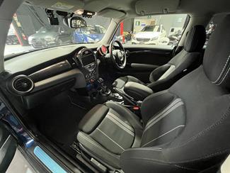 2015 Mini Cooper - Thumbnail