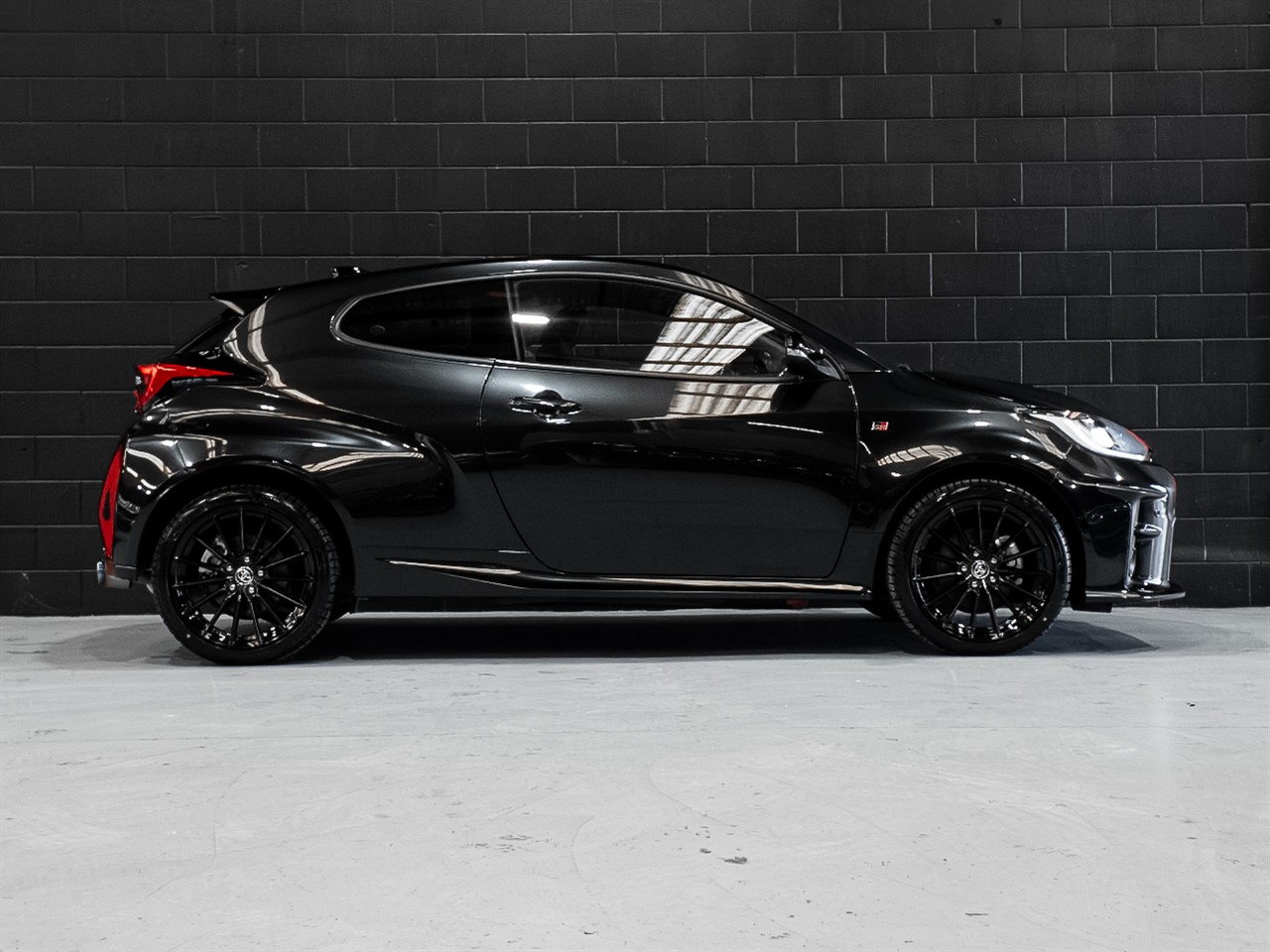 2021 TOYOTA Yaris