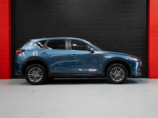 2017 Mazda CX-5 - Thumbnail