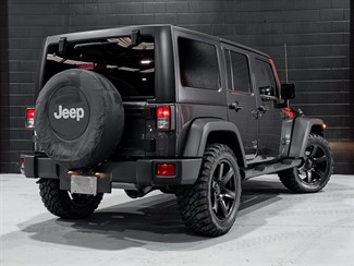 2018 Jeep Wrangler - Thumbnail