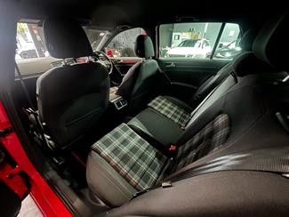 2017 Volkswagen GOLF - Thumbnail