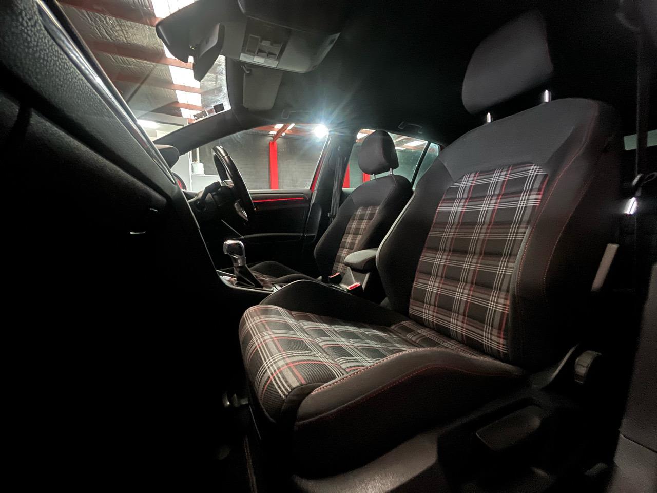 2017 Volkswagen GOLF