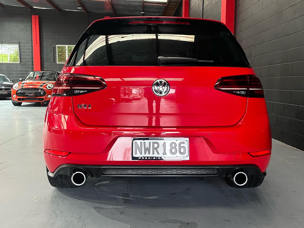 2017 Volkswagen GOLF