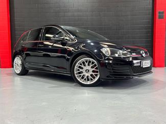 2015 Volkswagen GOLF - Thumbnail