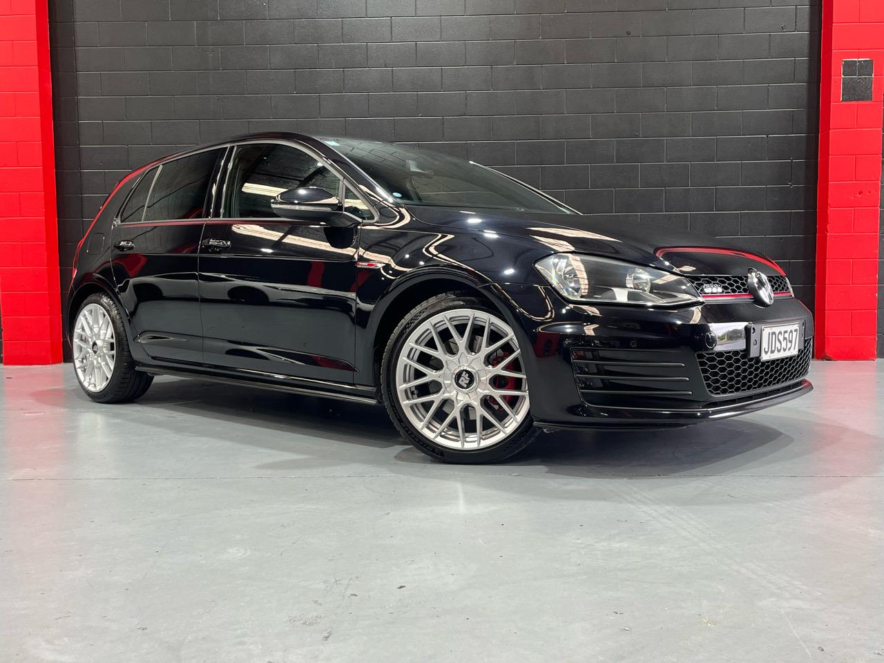 2015 Volkswagen GOLF