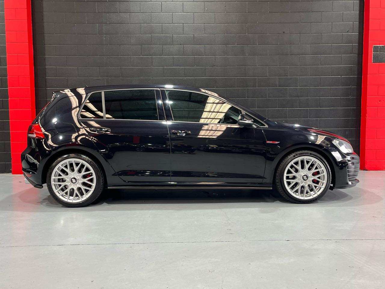 2015 Volkswagen GOLF