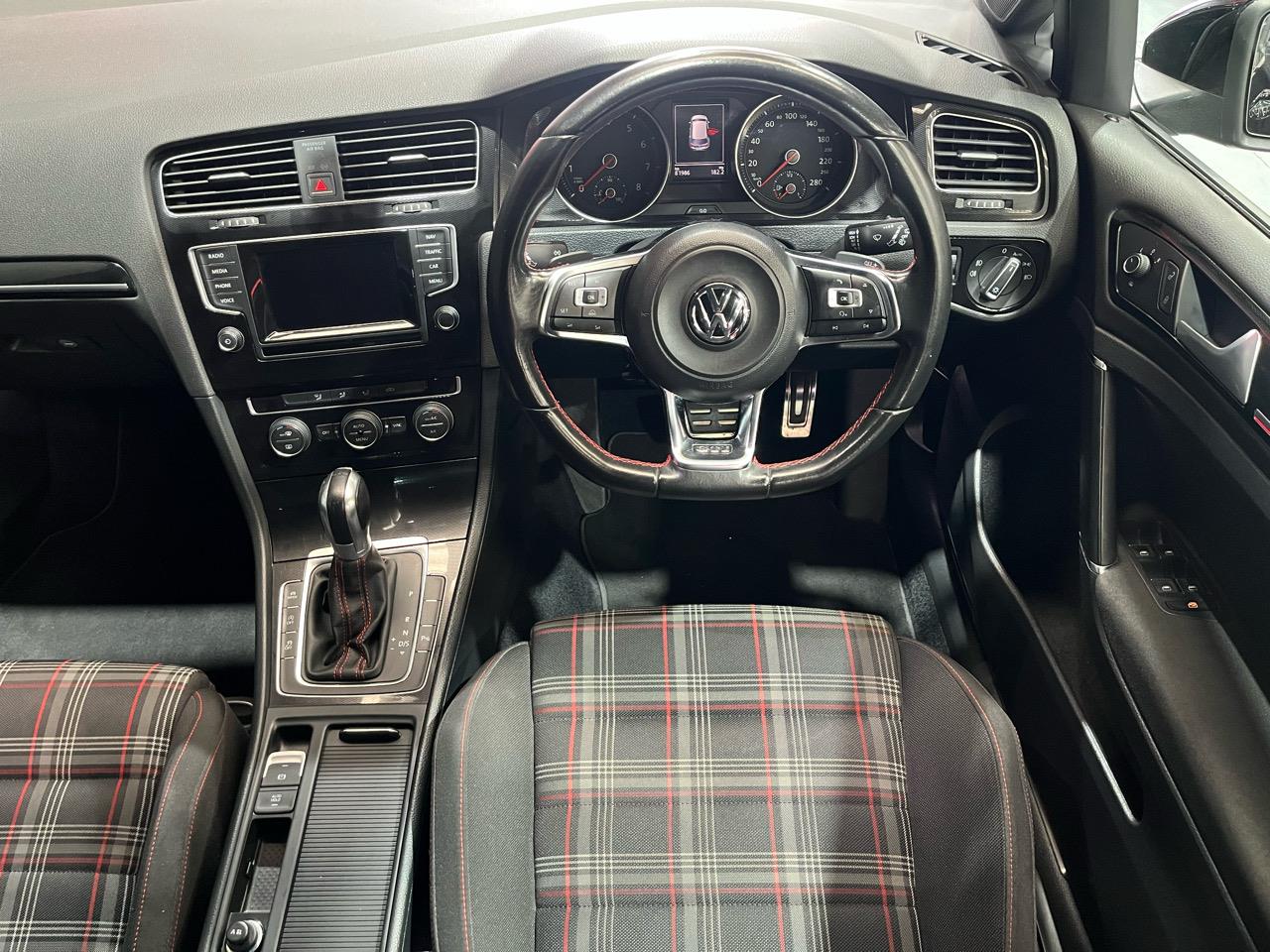 2015 Volkswagen GOLF
