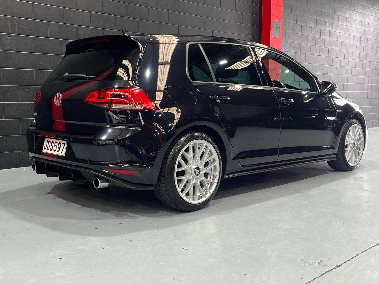 2015 Volkswagen GOLF