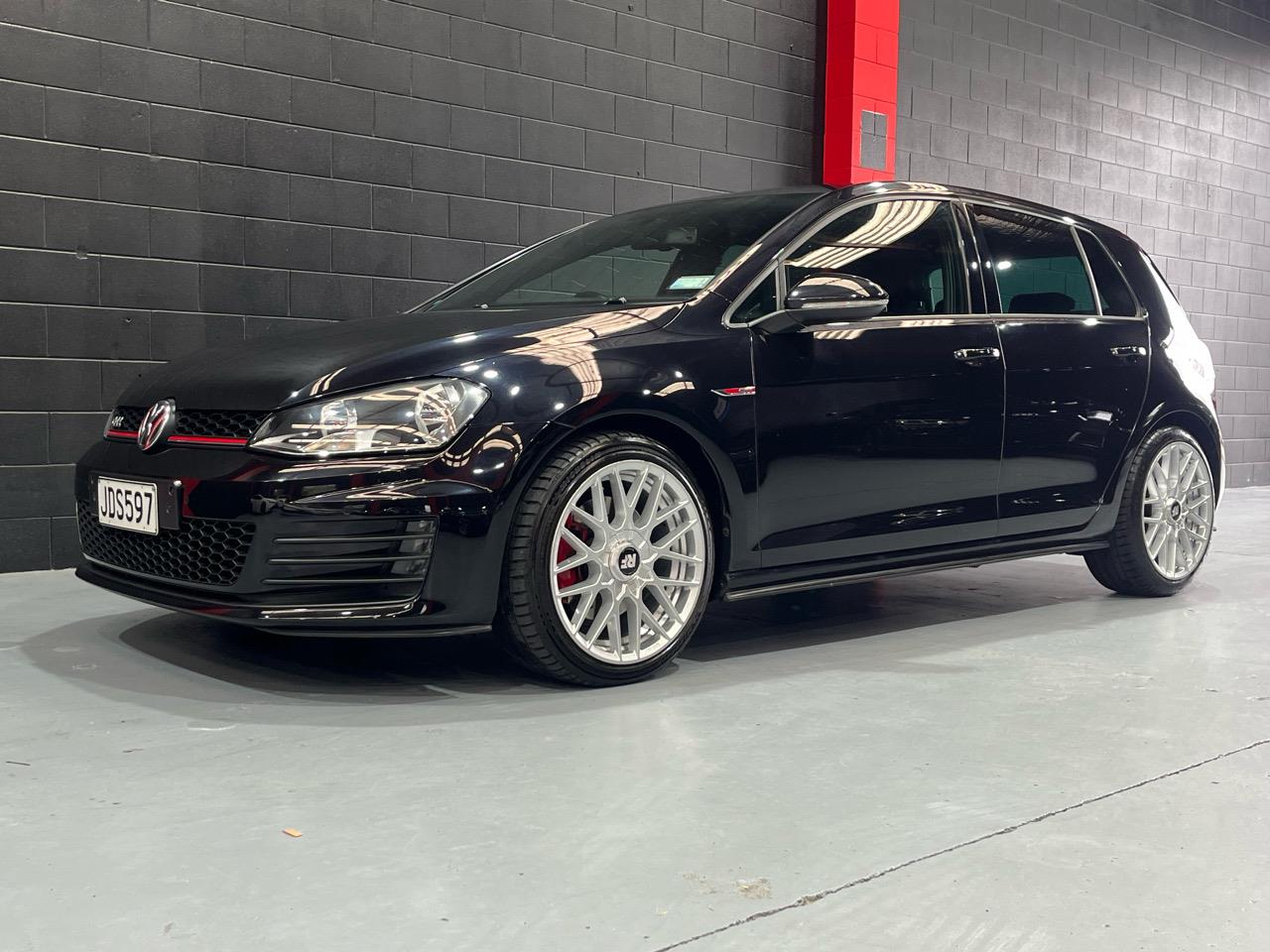 2015 Volkswagen GOLF