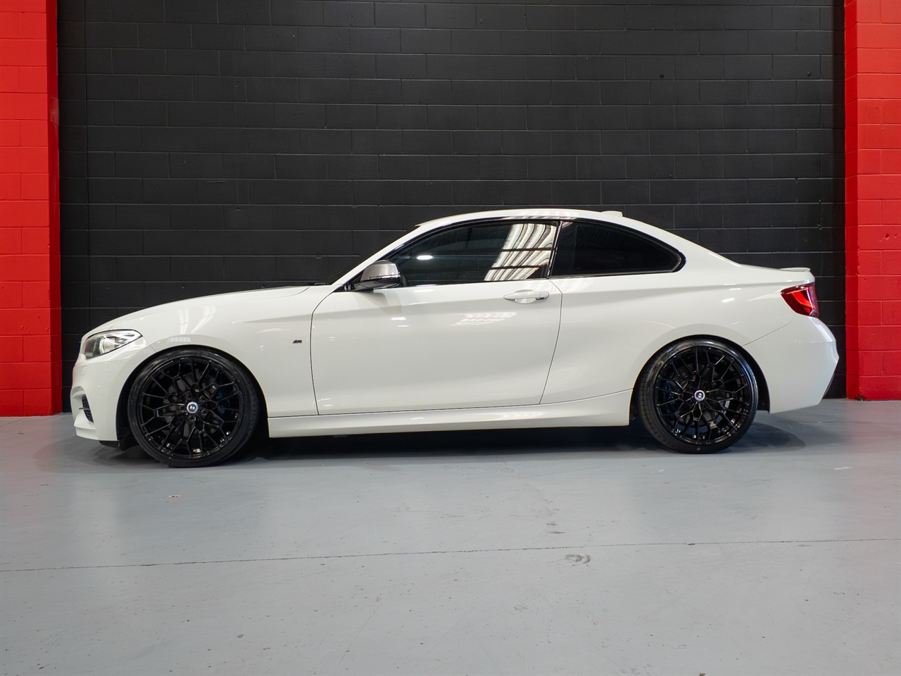 2016 BMW M235i