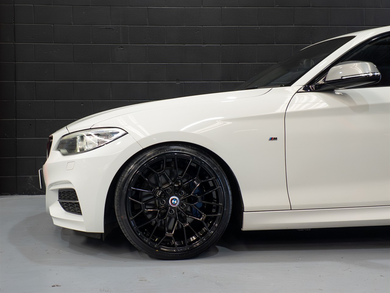 2016 BMW M235i