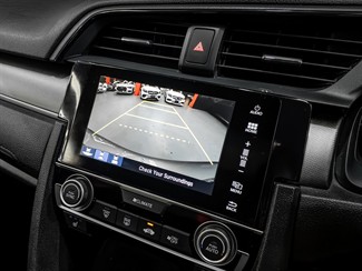 2018 Honda Civic - Thumbnail