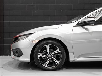 2018 Honda Civic - Thumbnail