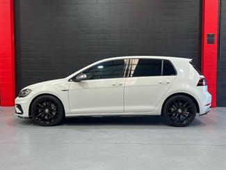 2018 Volkswagen GOLF - Thumbnail